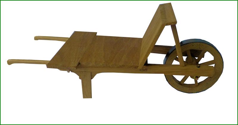 Houten kruiwagen